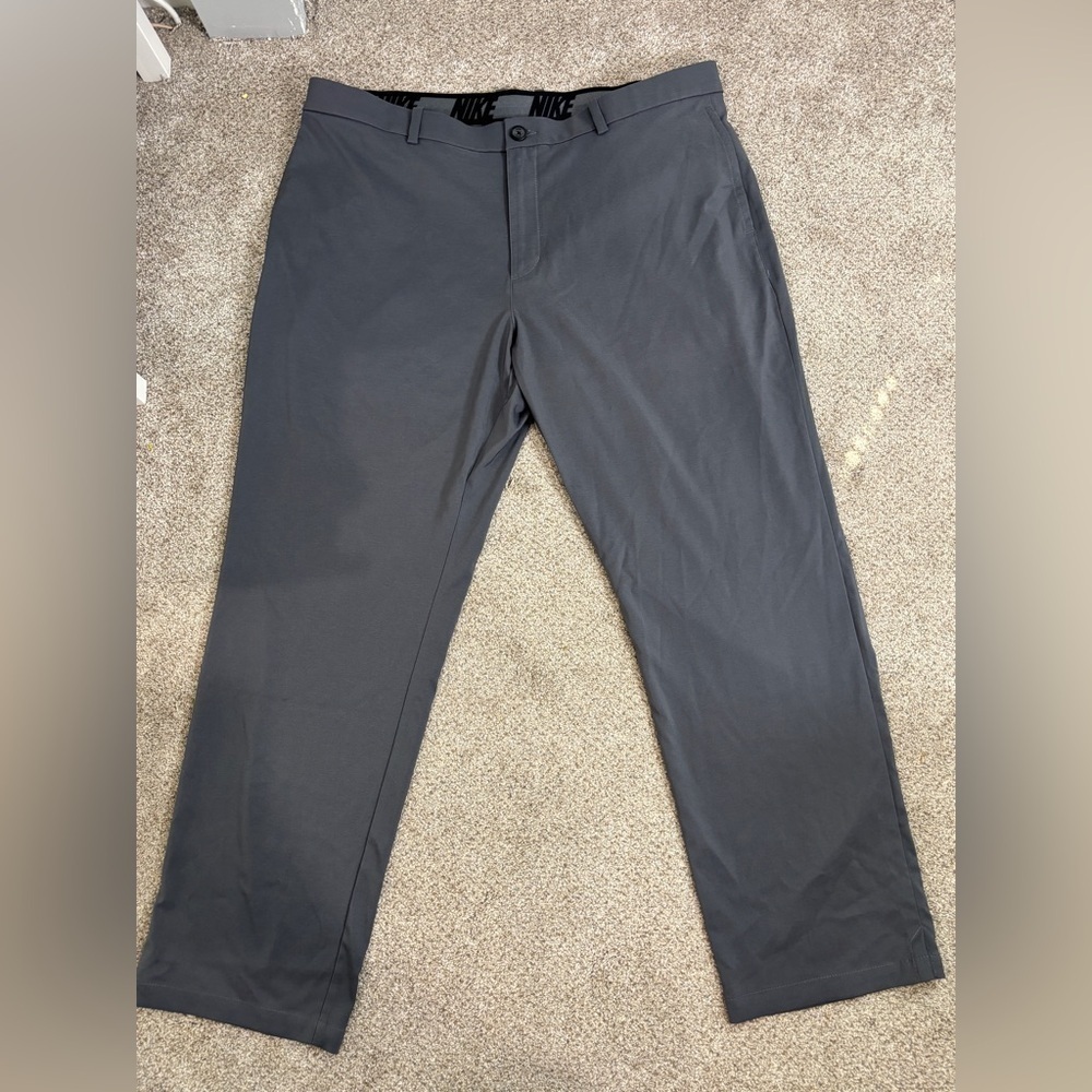 Nike Golf Dri Fit Pants Mens Size 40x30 Polyester Gray Black Flat Front Golfing
